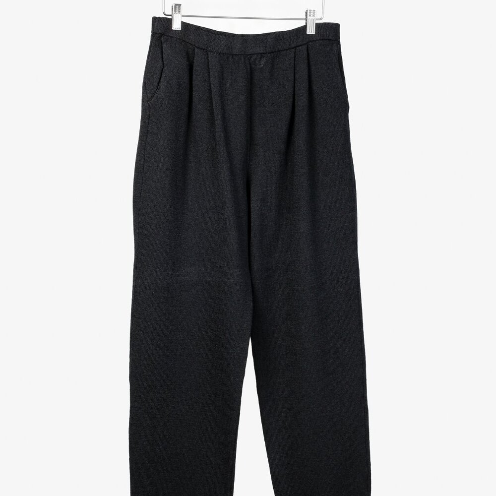 St. John Basics Black Pleated Waist Knit Pant
